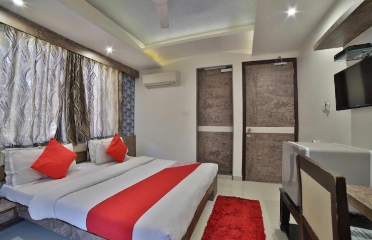Hotel Green Apple Gandhinagar Dış mekan fotoğraf