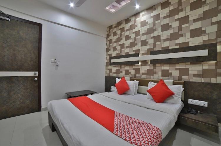 Hotel Green Apple Gandhinagar Dış mekan fotoğraf